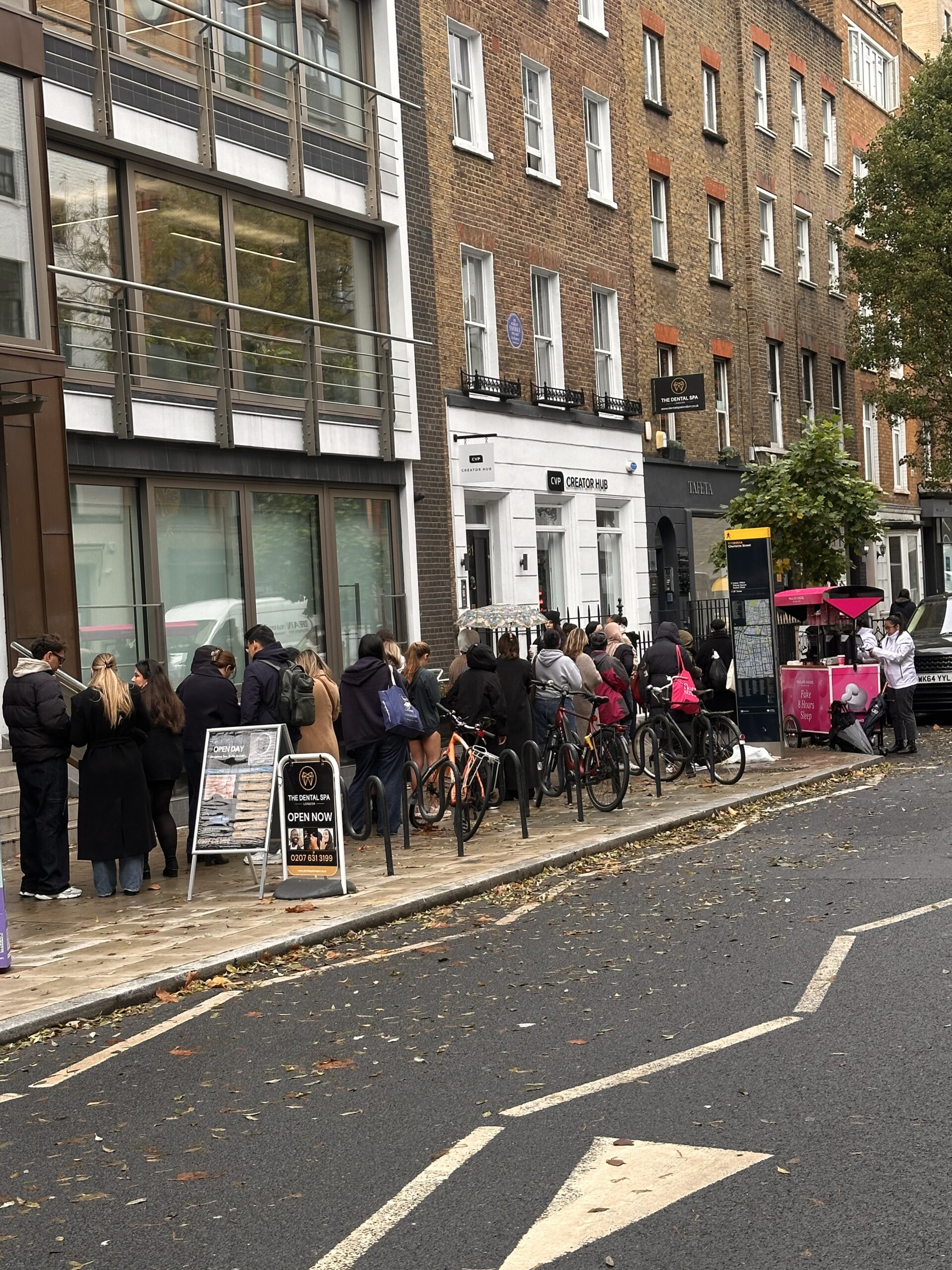 Crowds wait for free product samples